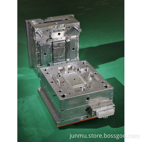 China Plastic mould manufacturer